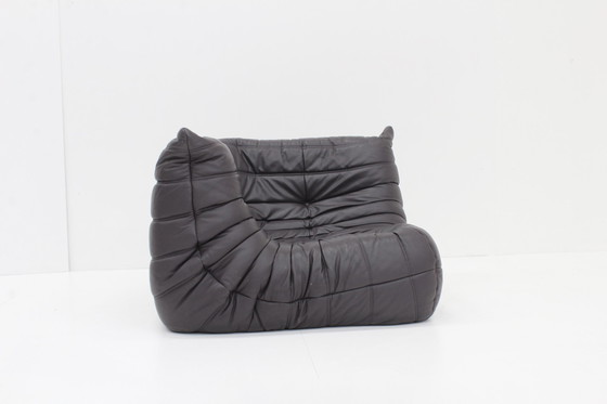 Image 1 of Togo Ligne Roset Leder-Ecksessel