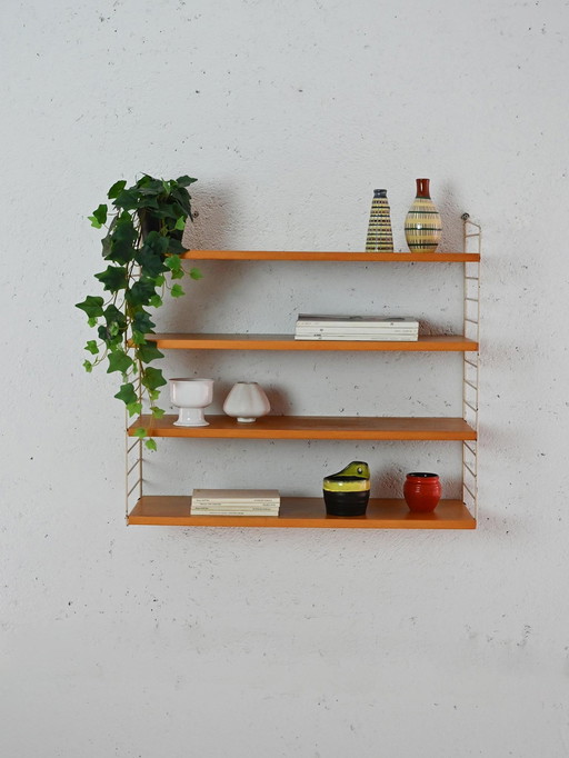 Vintage-Wand-Bücherregal