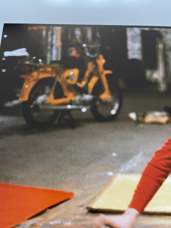 Image 1 of Nat Finkelstein ( 1933-2009), Andy Warhol mit Spray.   