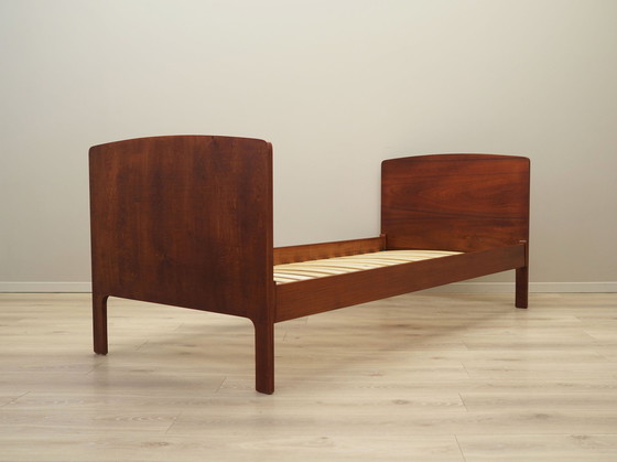 Image 1 of Teakholzbett, Dänisches Design, 1960er Jahre, Designer: Sigfred Omann, Manufaktur: Ølholm Møbelfabrik