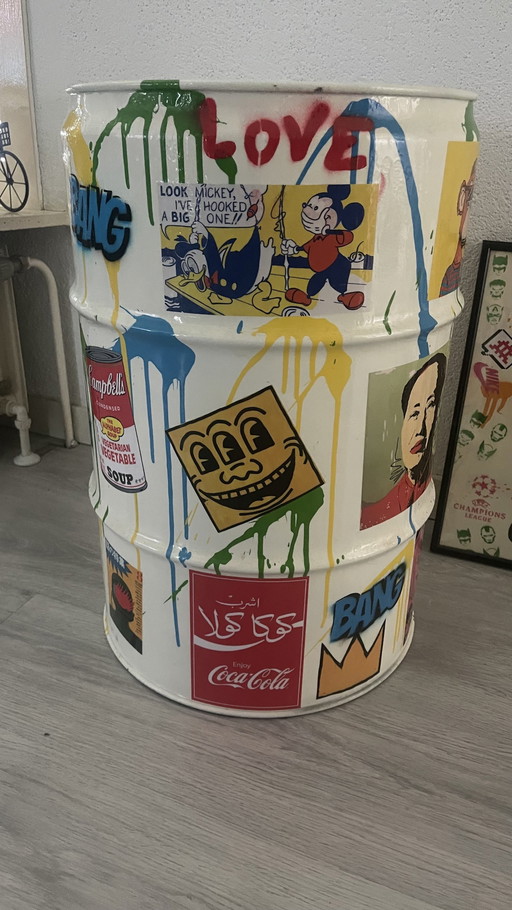 Populäre Meinung, Barrel. Pop-Art