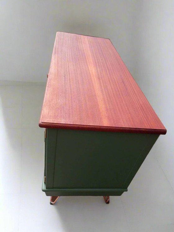 Image 1 of Schrëndelr Tv Stand Kommode