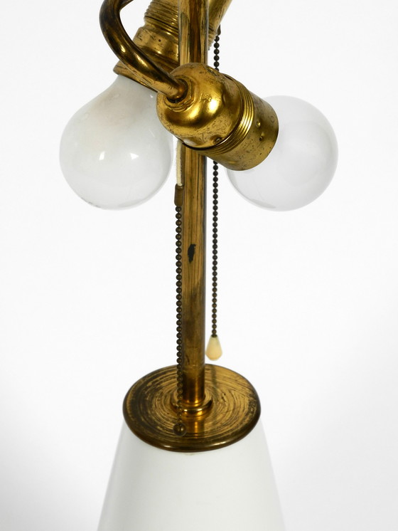 Image 1 of Große Tischlampe von KPM aus den 1960er Jahren aus Porzellan und plissiertem Seidenlampenschirm mit buntem Blumenmuster