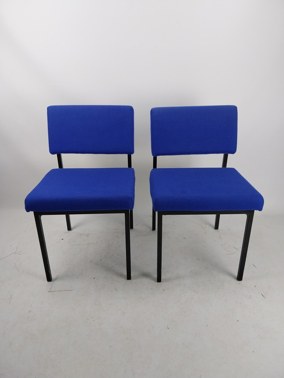 Image 1 of 2x Spectrum Stuhl 1960er Jahre in original blauem Stoff. 43 x 50 x 70cm zh 45cm