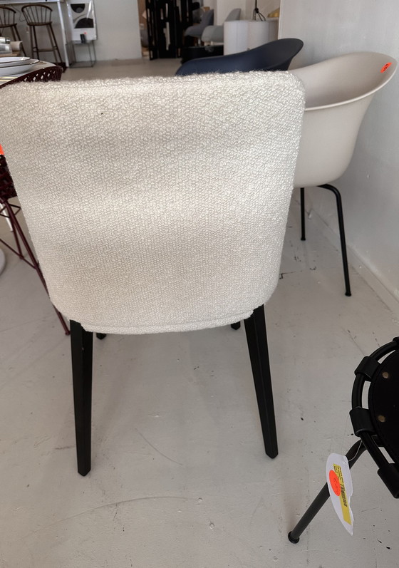 Image 1 of Montis Back me up Chair Bouclé