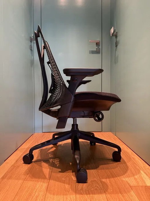 Herman Miller Sayl Bürotisch