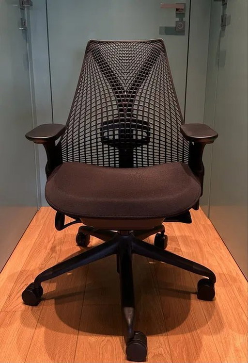 Herman Miller Sayl Bürotisch