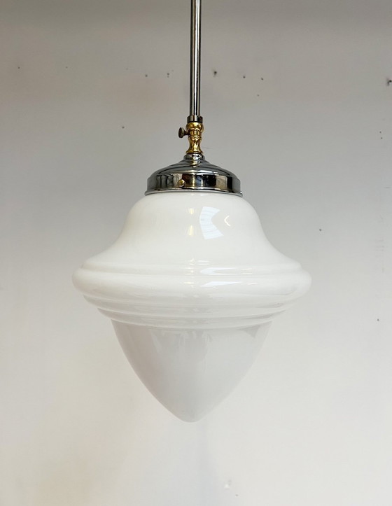 Image 1 of Opalglas Art Deco Deckenleuchte aus den 1960er Jahren