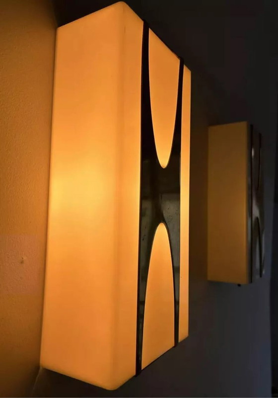 Image 1 of 2X D'Appliques Loewy Pour Hilton, Messing Und Perspex, Frankreich 1965