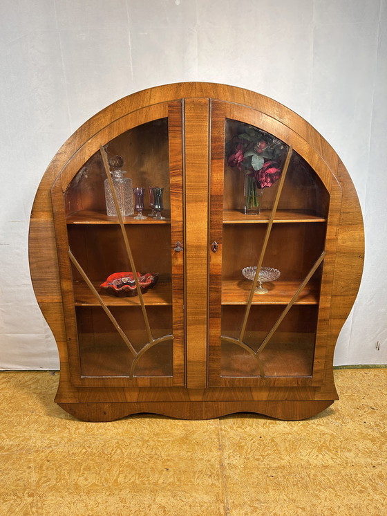 Image 1 of Art Deco Brocante Vintage Nussbaum Vitrine mit Sunburst Design 1930-1940