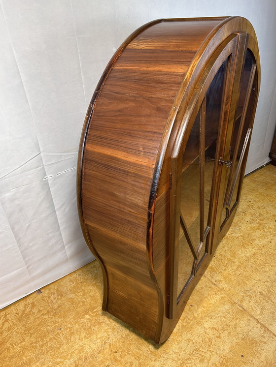 Image 1 of Art Deco Brocante Vintage Nussbaum Vitrine mit Sunburst Design 1930-1940