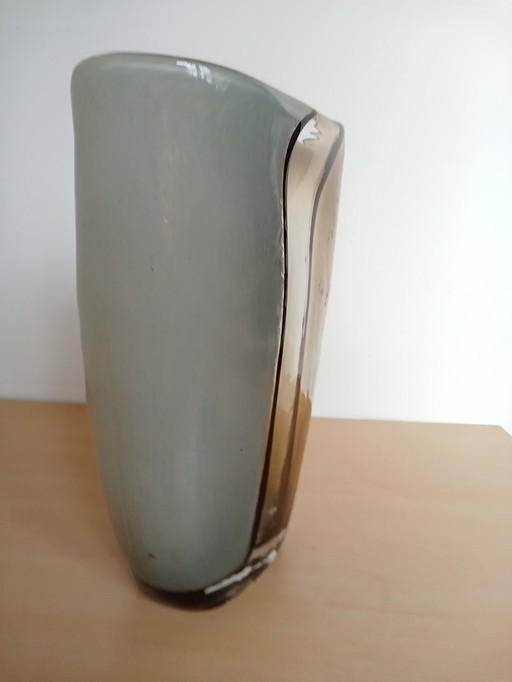 Mundgeblasene Mocca Schwarz Weiß Skandinavisches Glas Oval Vase 50- Er Jahre