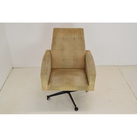 Image 1 of Mid Century Drehsessel mit Rädern, Tschechoslowakei 1970er Jahre