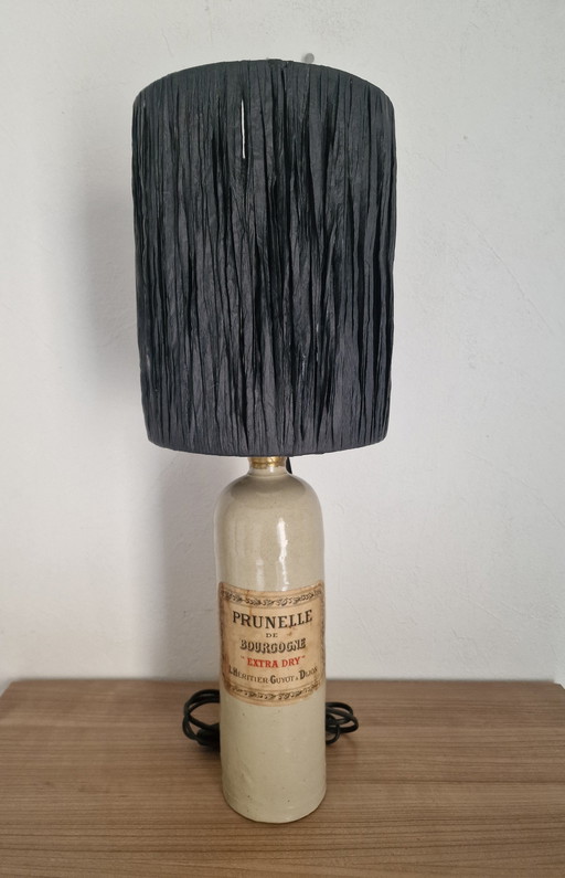 Lampe aus Steinzeug Lampenschirm aus Raphia Schwarz