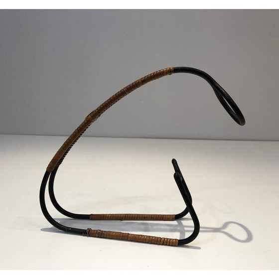 Image 1 of Skandinavischer Vintage-Flaschenhalter aus schwarz lackiertem Metall und Rattan, 1950
