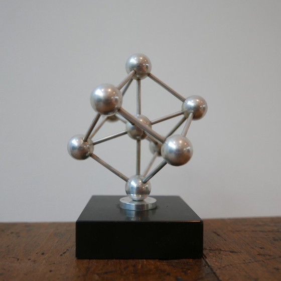 Image 1 of Vintage "Atomium in Brüssel" Büromodell aus Marmor und Metall, Belgien 1960