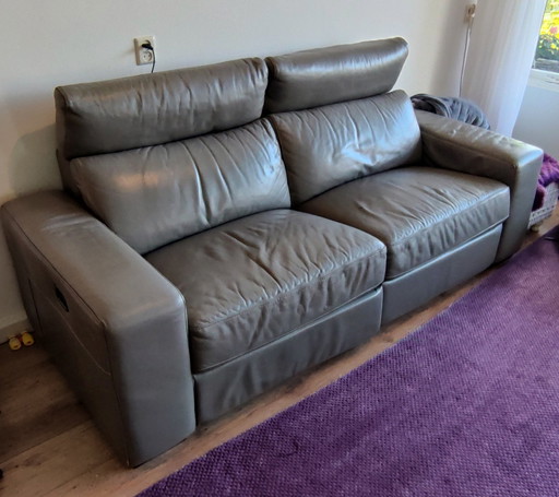 Graues Leder 2.5-Sitzer Sofa mit 2 x elektrischer Relaxfunktion