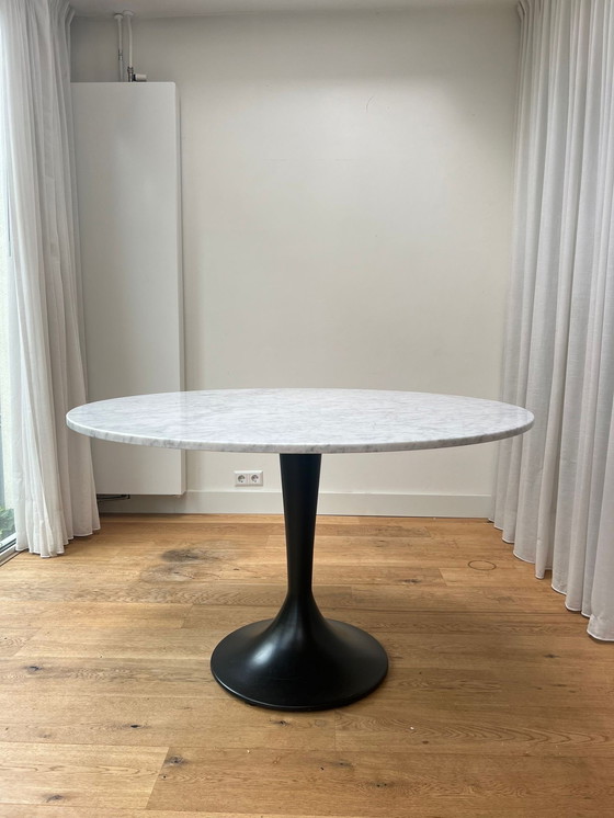 Image 1 of Der Marmor-Labortisch