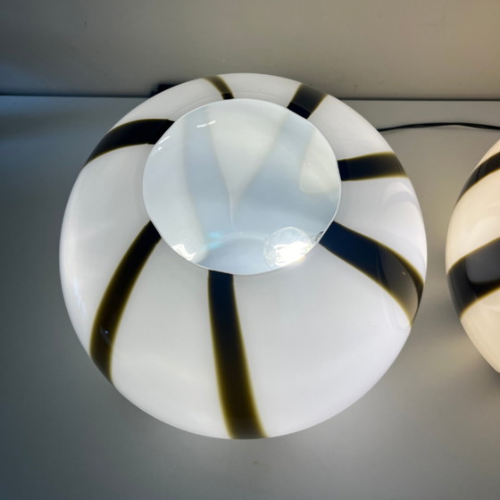 Image 1 of Tischlampe Glaskugel XL, schwarz und weiß - Italienisches Design