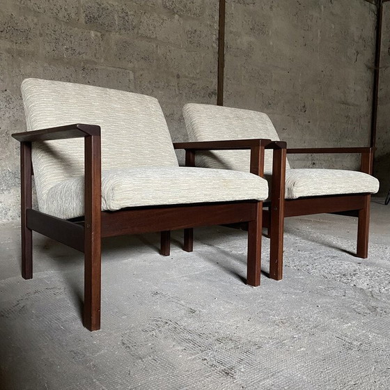 Image 1 of Paar skandinavische Vintage-Sessel aus Teakholz und beigem Stoff