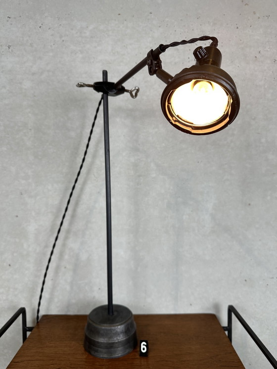 Image 1 of 20x industrielle Singer-Lampen - Bakelit