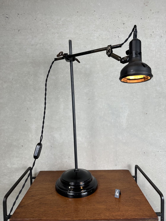 Image 1 of 20x industrielle Singer-Lampen - Bakelit