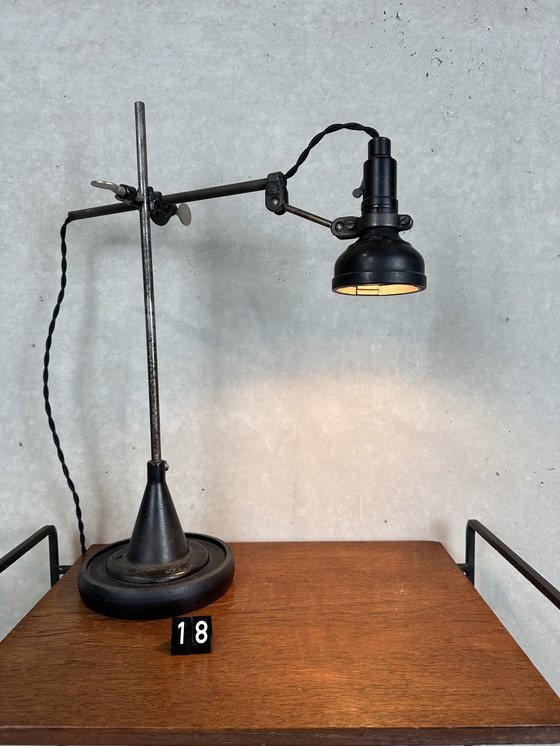 Image 1 of 20x industrielle Singer-Lampen - Bakelit