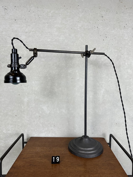 Image 1 of 20x industrielle Singer-Lampen - Bakelit