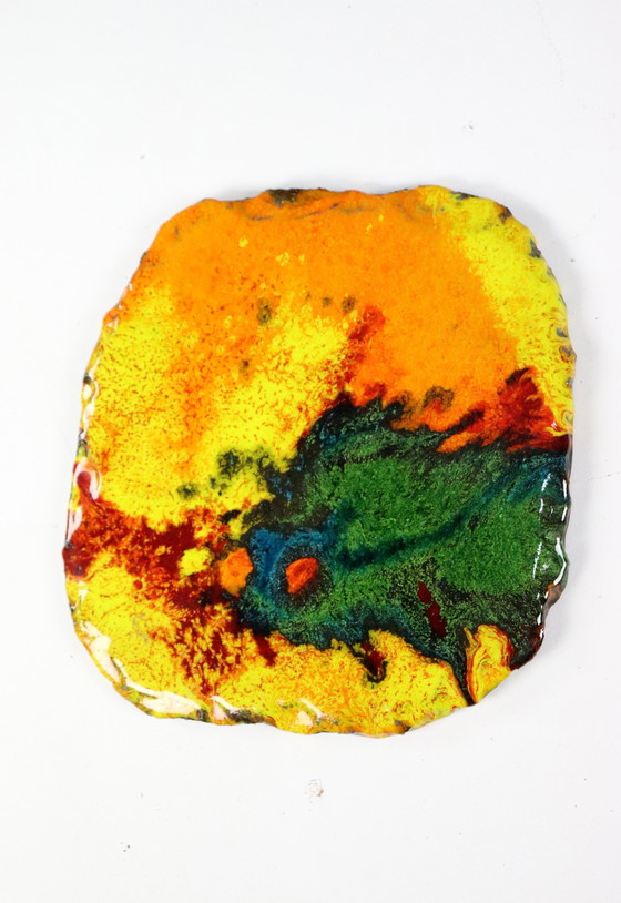 Image 1 of Ostara Fett Lava Wandkeramik