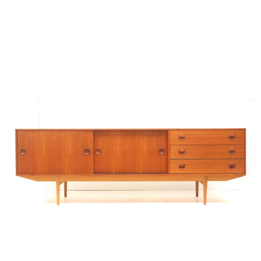 Fristho by Marten Franckena Anrichte minimalistisch