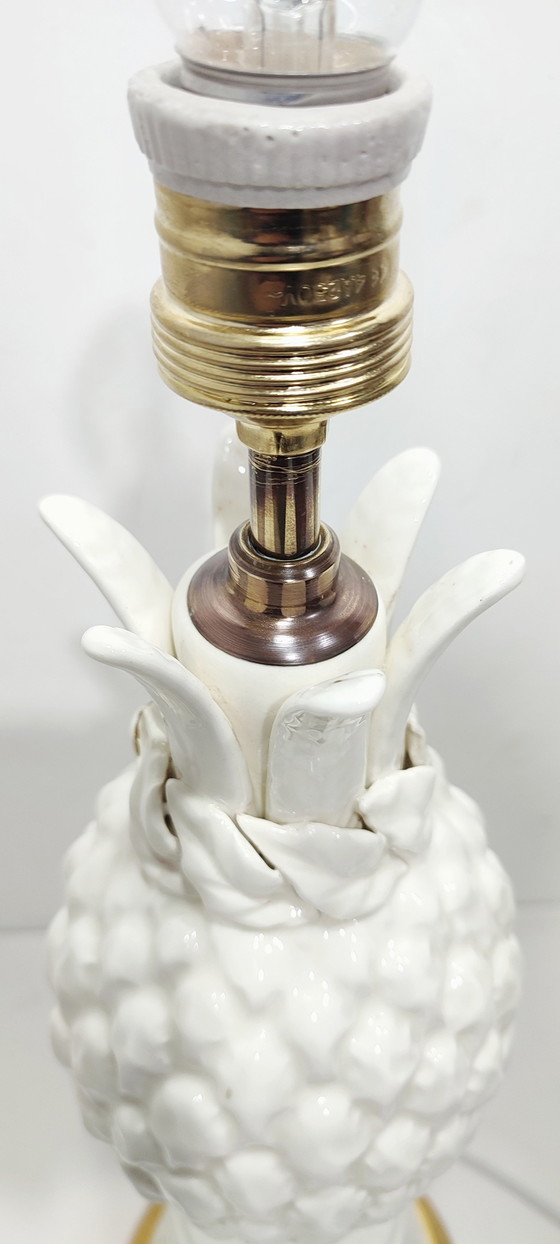 Image 1 of Keramische Tischlampe aus Manises. Spanien, 1960er Jahre.