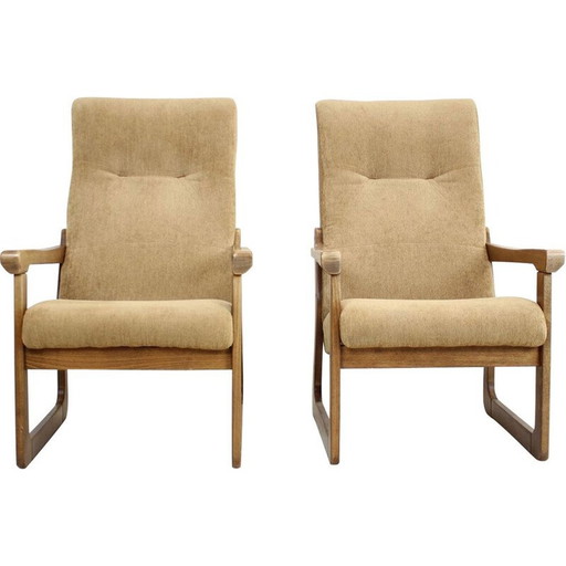 Paar Vintage-Sessel aus Holz und Wandteppich, Tschechoslowakei 1990