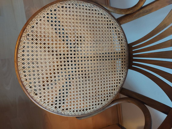 Image 1 of Thonet Kapitänsstuhl mit drehbarem Fuß