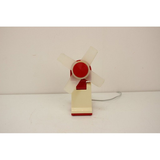 Tischventilator aus Metall und Kunststoff von Stroj Smalt, Tschechoslowakei 1960