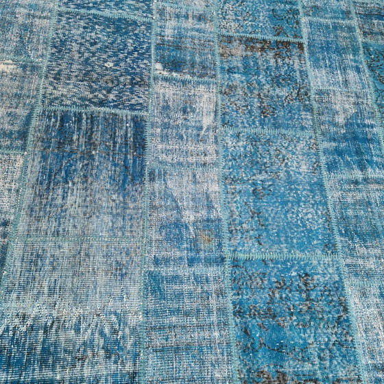 Image 1 of Patchwork Tapijt Aqua 2 neu eingefärbt 246 cm x 347 cm