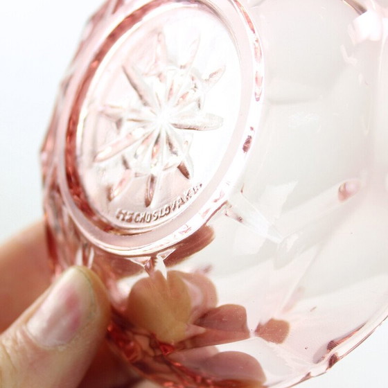 Image 1 of Satz rosa Glasschalen, Tschechoslowakei 1950er Jahre