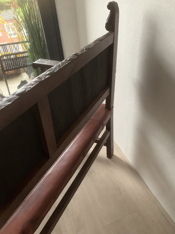 Image 1 of Antike Kirchenbank.