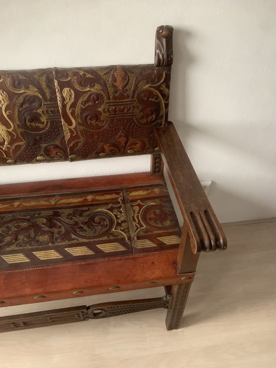 Image 1 of Antike Kirchenbank.