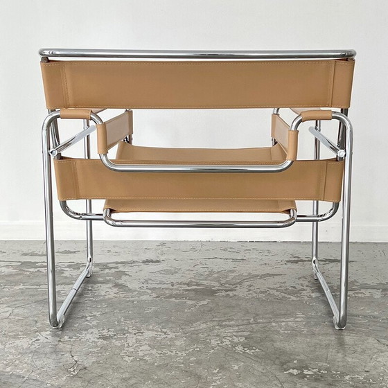 Image 1 of Alter Wassily-Sessel aus Chromstahl von Marcel Breuer für Gavina, Italien 1960