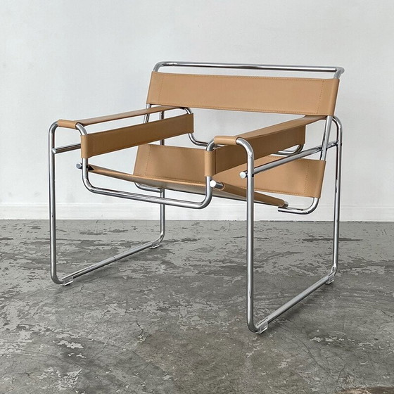 Image 1 of Alter Wassily-Sessel aus Chromstahl von Marcel Breuer für Gavina, Italien 1960