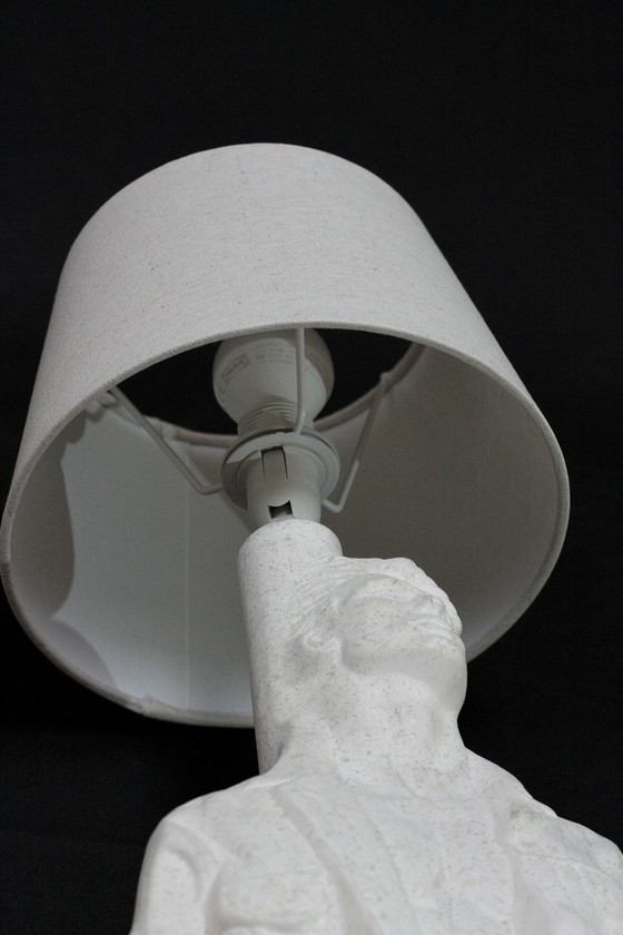 Image 1 of Einzigartige keramische Lampe in Form eines männlichen Torsos