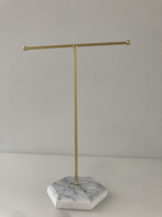 Image 1 of Set aus Schmuckkästchen und Kettenständer