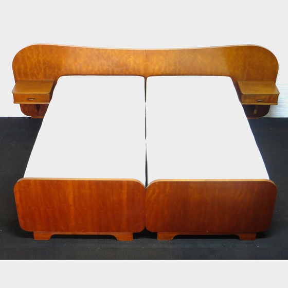 Image 1 of Bett im Mid Century Design mit Nachttischen