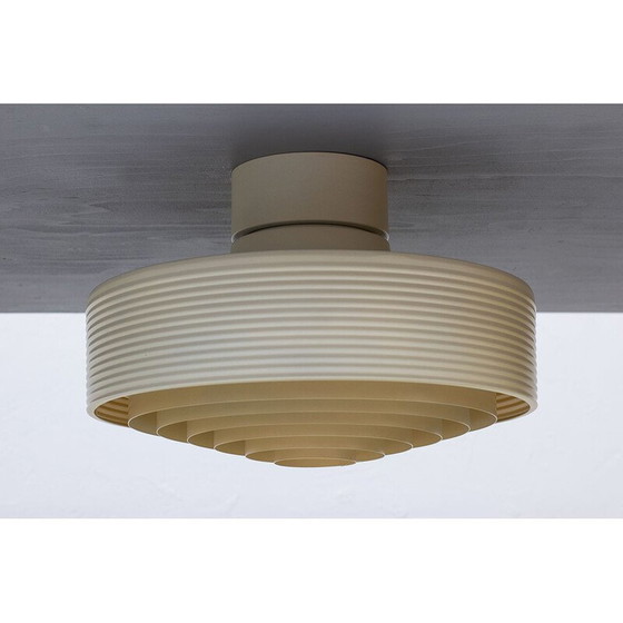 Image 1 of Ein Paar Deckenleuchten aus lackiertem Aluminium für iValo, Finnland 1970