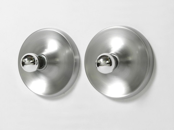 Image 1 of Zwei 1960S Runde Space Age Pop Art Aluminium Decke oder Wandlampen