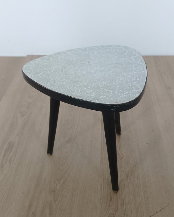 Image 1 of Pflanztisch in Dreiecksform