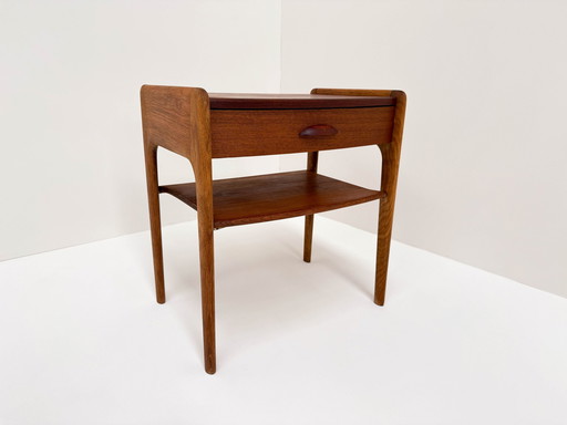 Mid Century Modernes Nachtkästchen aus Holz, Dänemark, 1960