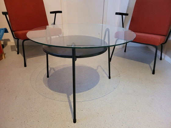 Image 1 of Sitzplatz bestehend aus einem Tisch und zwei Stühlen