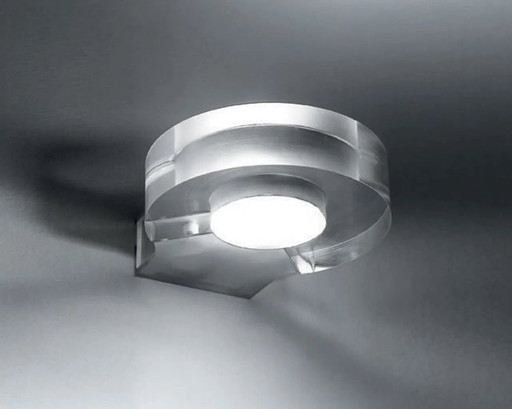 Artemide Frost