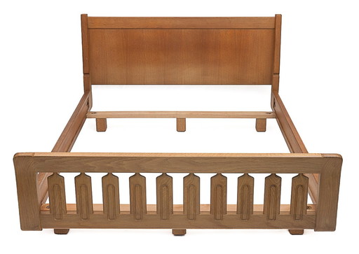 Bett Von Guillerme Und Chambron